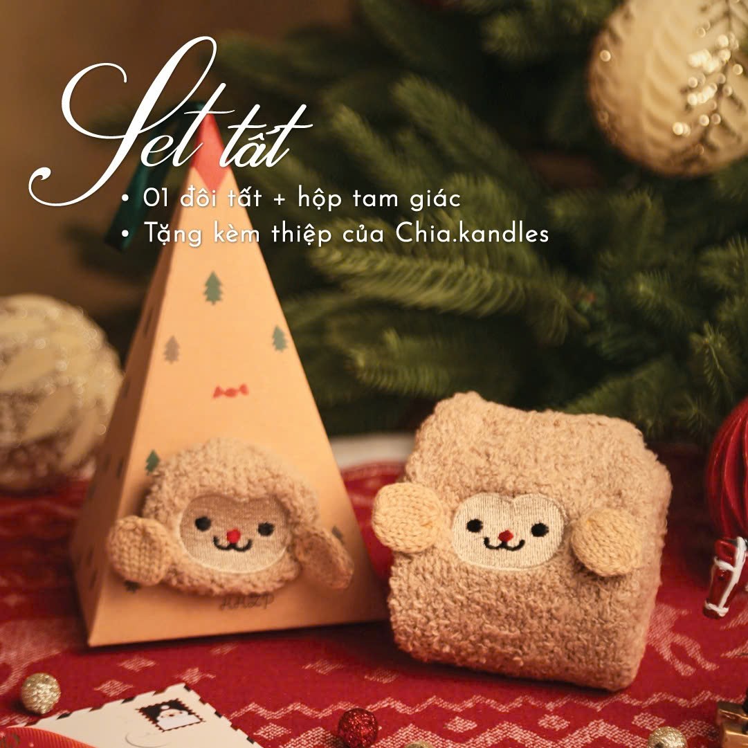 11 Mẫu Tất Giáng Sinh Kèm Hộp Tam Giác