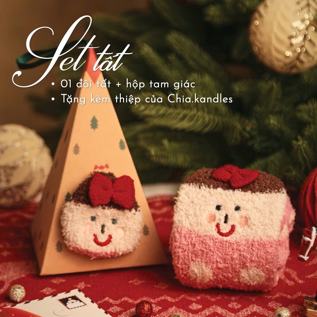 11 Mẫu Tất Giáng Sinh Kèm Hộp Tam Giác